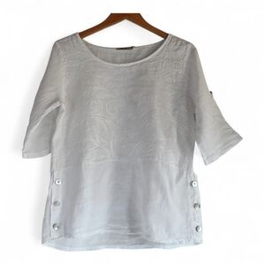 Chic White Button-Detail Women's Blouse